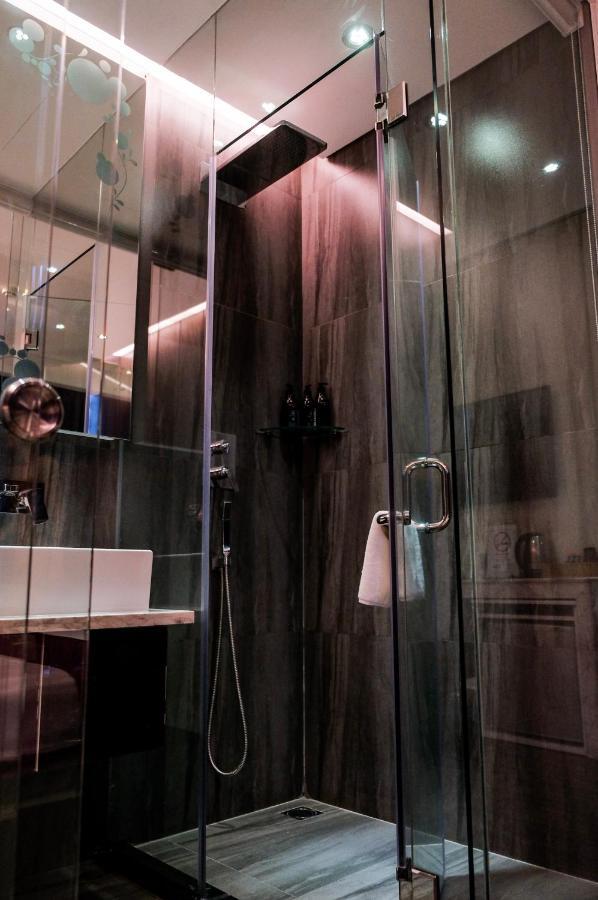 Signature Boutique Hotel Ho Chi Minh-stad Buitenkant foto